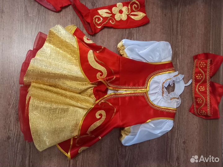 Костюм для выступлений, народ. танца