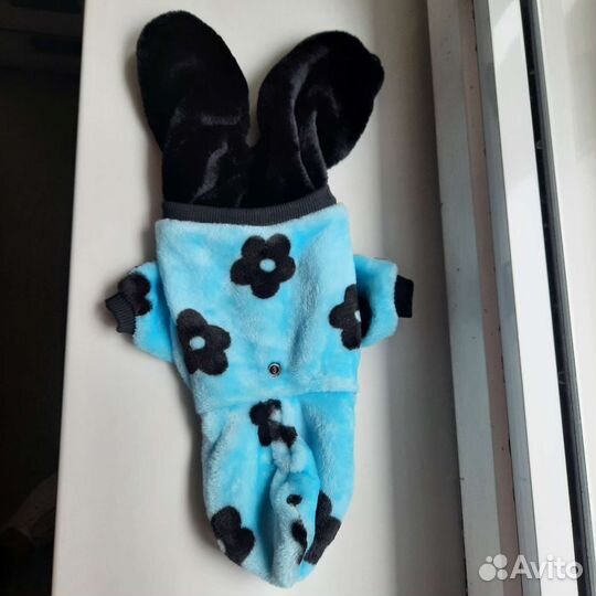 Комбинезон для маленькой собаки