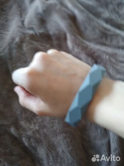 Молочный браслет из пищевого силикона, серый