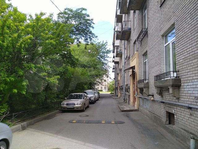 Нежилое помещение 196,3 кв.м в Санкт-Петербурге | Продажа коммерческой ...