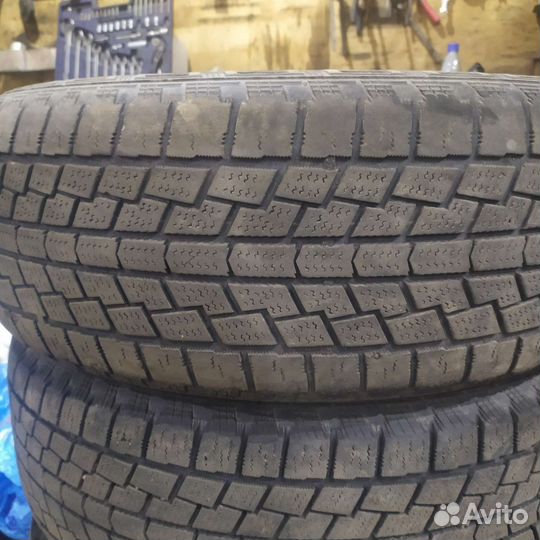 Hankook Nordik IS RW08 235/60 R18