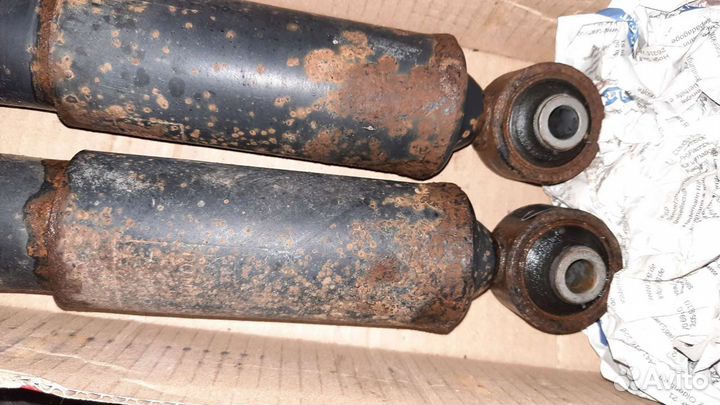 Амортизаторы toyota rav 4 3 поколение 2012г