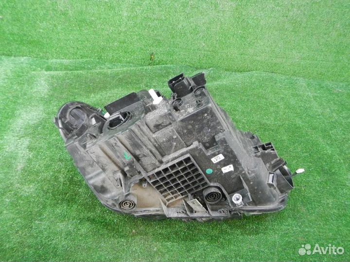 Фара левая BMW X1