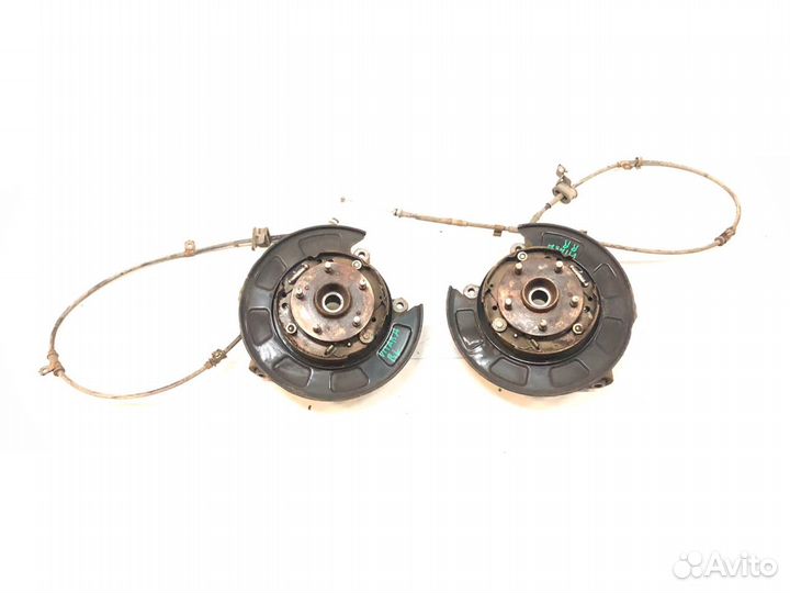 Suzuki Grand Vitara сузуки Кулак Задний Передний