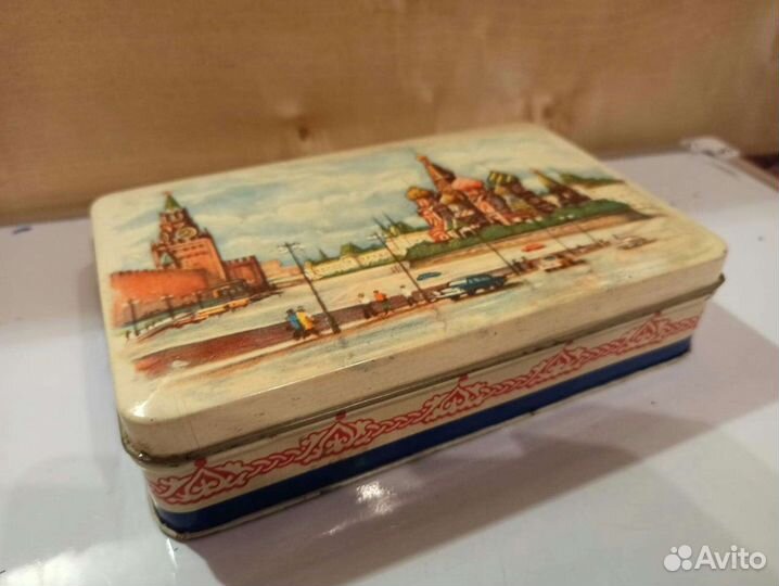 Жестяная коробка СССР