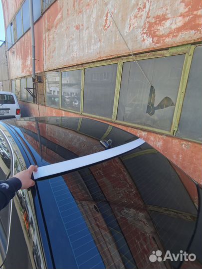 Спойлер на заднее стекло Mercedes benz W 212