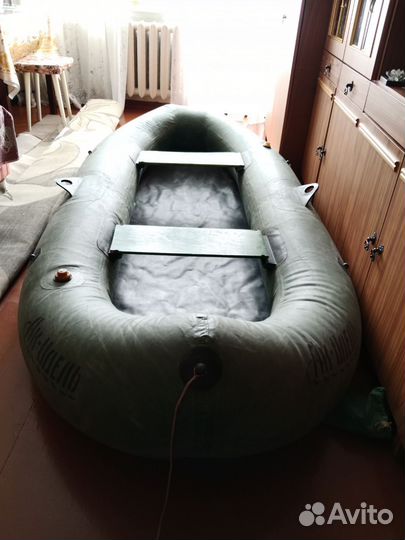 Лодка резиновая
