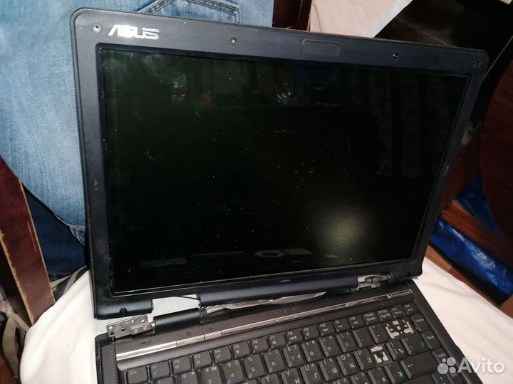 Ноутбук asus