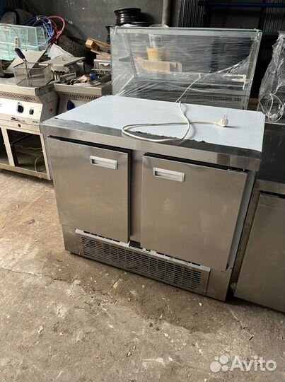 Холодильный стол Cryspi