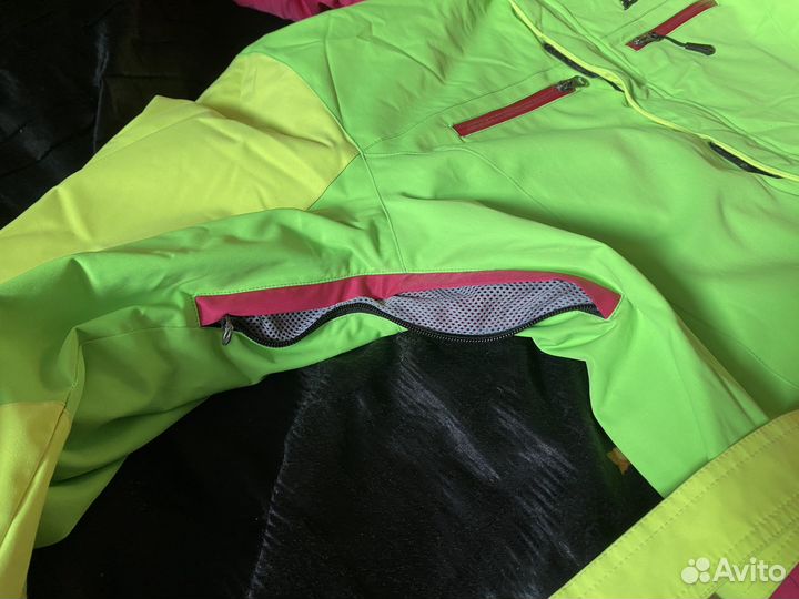 Горнолыжный сноубордический комбинезон Burton