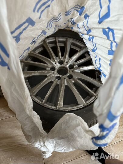 Bridgestone Blizzak SR02 245/50 R18