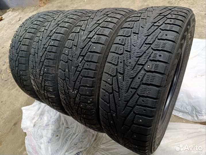 Nokian Tyres Hakkapeliitta 7 SUV 235/65 R17 108T