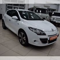 Renault Megane 2.0 CVT, 2011, 119 000 км, с пробегом, цена 690 000 руб.