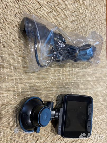 Видеорегистратор Dexp GS63I