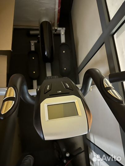 Эллиптический тренажер EVO fitness stella