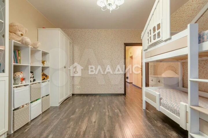 2-к. квартира, 75,4 м², 4/10 эт.