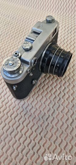 Пленочный фотоаппарат