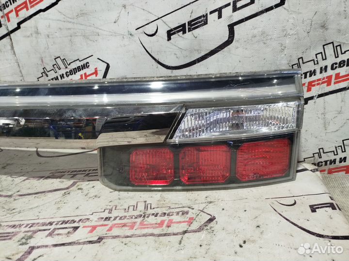 Фальшпанель honda stepwgn RG1 RG2 RG3 RG4 P8029 black центр 2 модель 33700sljn61 QA5258