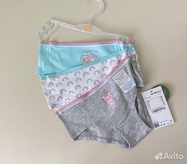 Трусы на девочку новые C&A