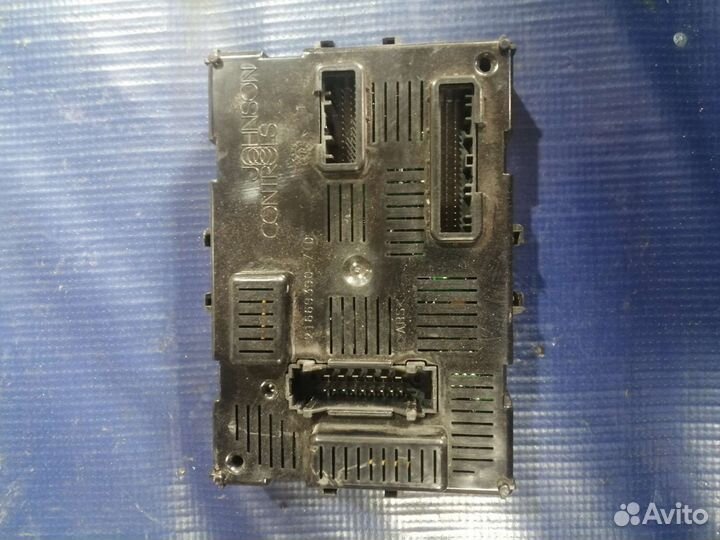 Блок комфорта Nissan Tiida