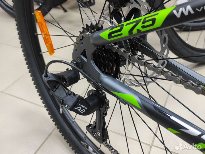 Велосипед 27,5 Stels Navigator 710 MD антр/зел/чер