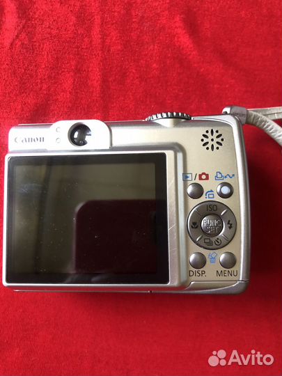 Компактный фотоаппарат canon