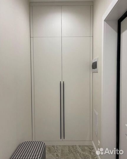 Шкаф распашной