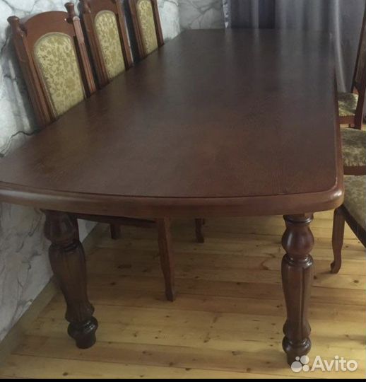 Кухонный стол