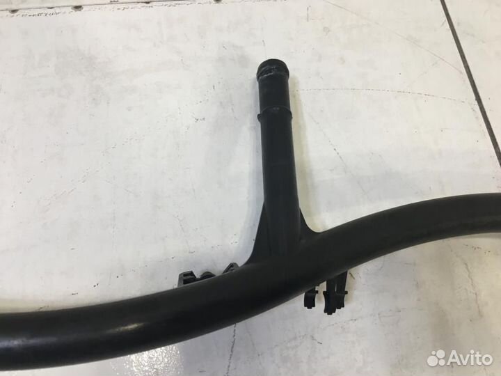 Трубка системы охлаждения Volkswagen Golf 7 5G1 MK