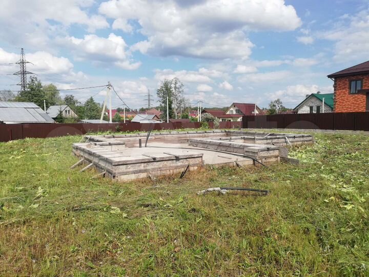 Дом 290 м² на участке 12,8 сот.