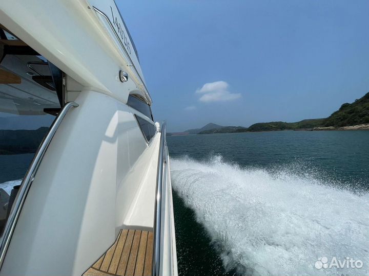 Яхта Prestige 510