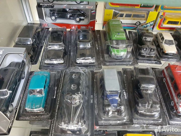 Модели автомобилей 1/43 деагостини. deagostini