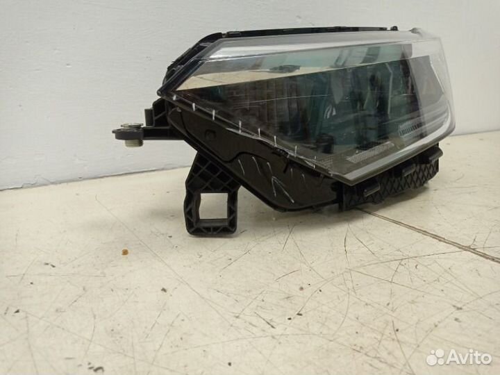 Фара передняя левая Volkswagen Polo 2020