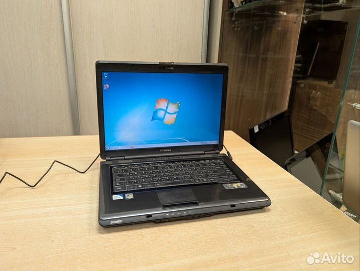 Ноутбук Toshiba Satellite L300 15.4