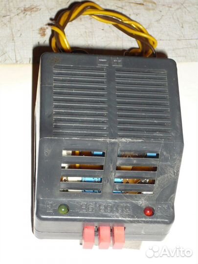 Блоки питания стабилизированные на 3/6/9В (ссср)