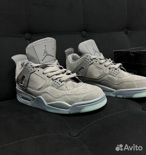 Удобные и стильные Nike Kaws 41-43, новые