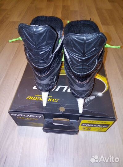 Коньки хоккейные