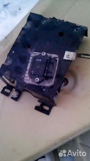 Блок управления двигателем Volkswagen Golf II