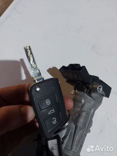 Замок зажигания Шкода Рапид