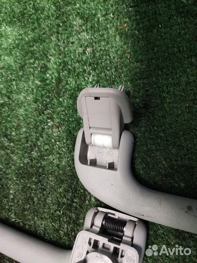 Ручка потолочная (комплект) Mercedes Benz ML W164