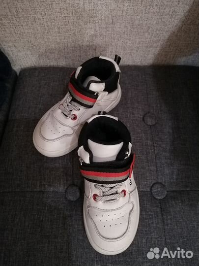 Кеды вычокие 25р