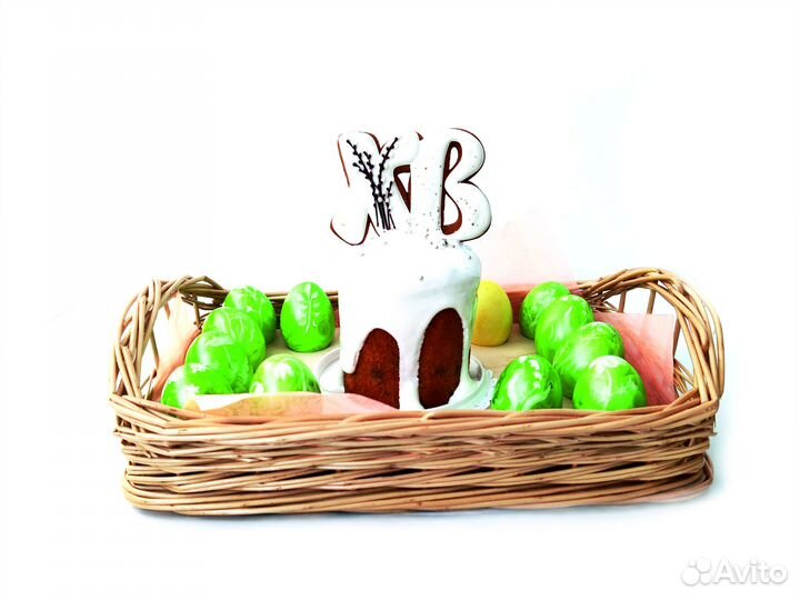 Корзина для кулича и яиц на Пасху