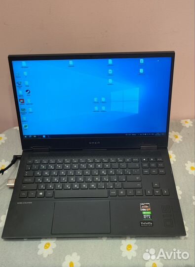 Игровой ноутбук HP omen 15-en1003ur