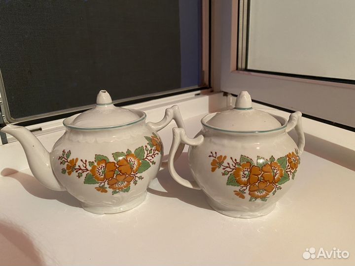Набор чайник и сахарница СССР