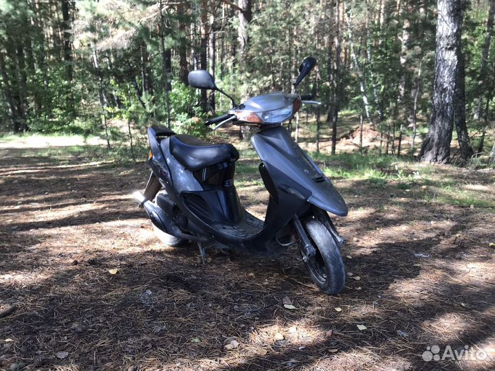 Мопед в идеальном состоянии.Suzuki Sepia ZZ