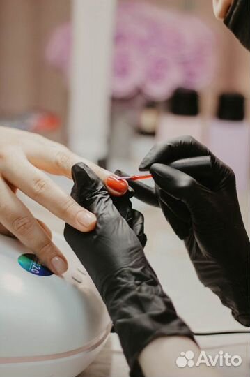 Мастер маникюра и педикюра