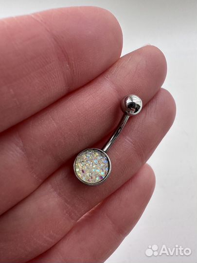 Пирсинг в пупок