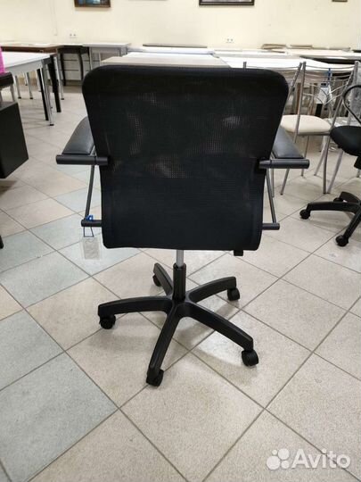 Компьютерное кресло