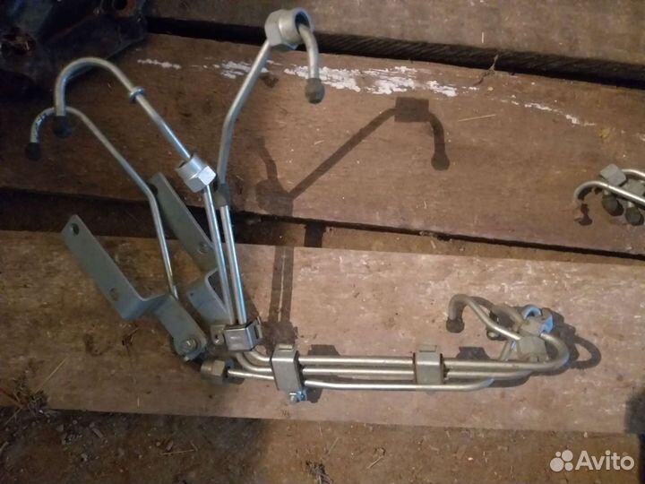 Трубки топливные Алтай 3310