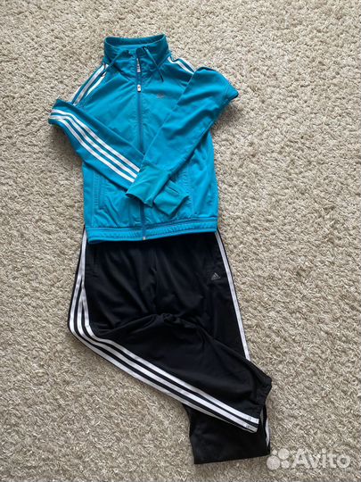 Спортивный костюм adidas